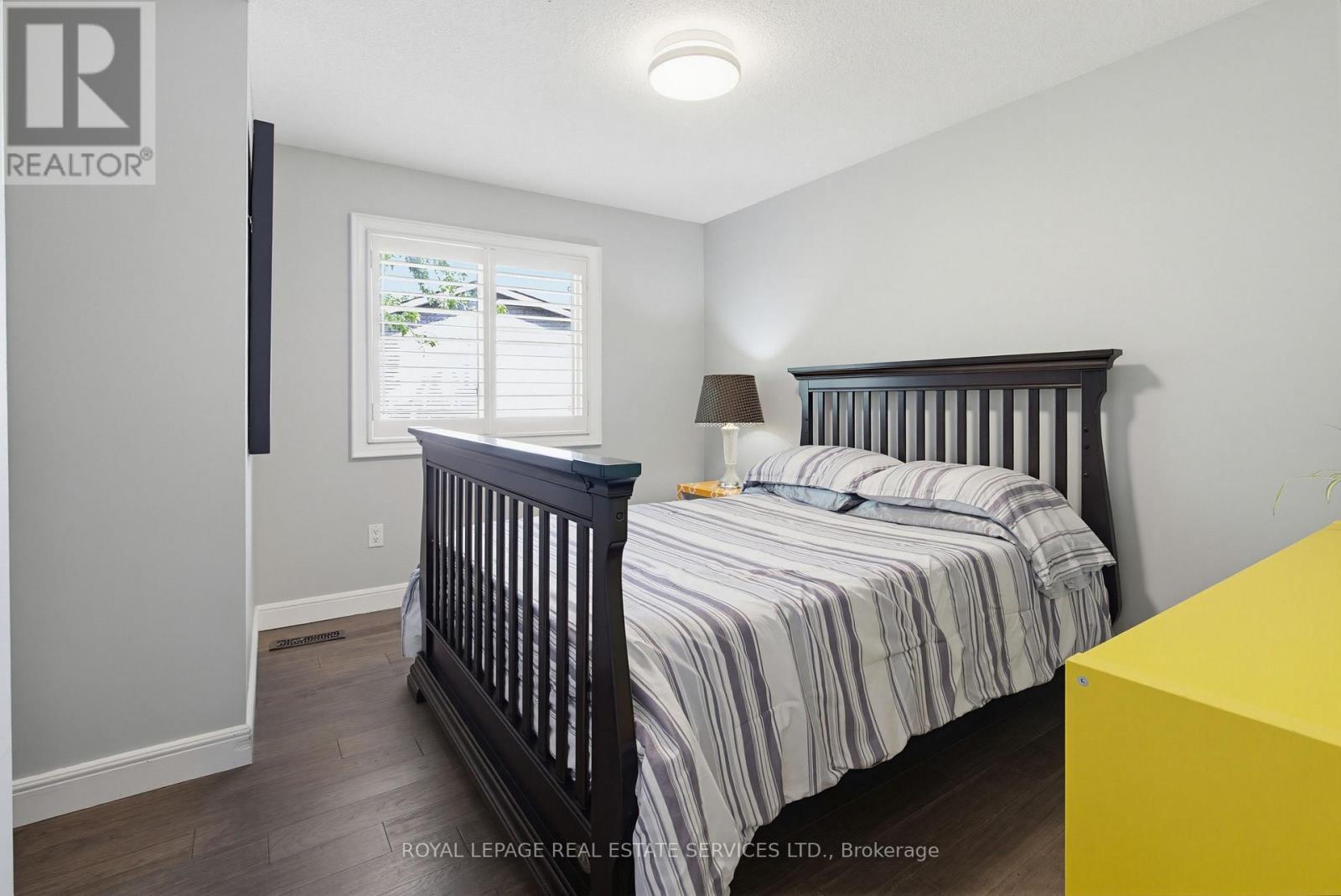 1390 Peerless Court, Oakville, ON