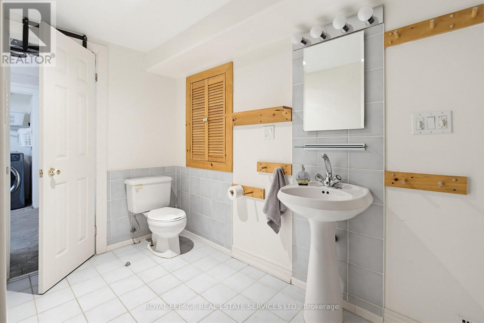 1390 Peerless Court, Oakville, ON