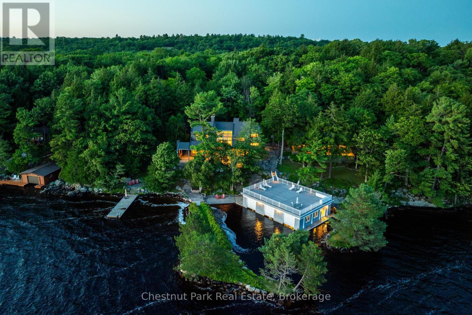 10 Wyldewood Road, Muskoka Lakes (Monck (Muskoka Lakes)), ON - Outdoor