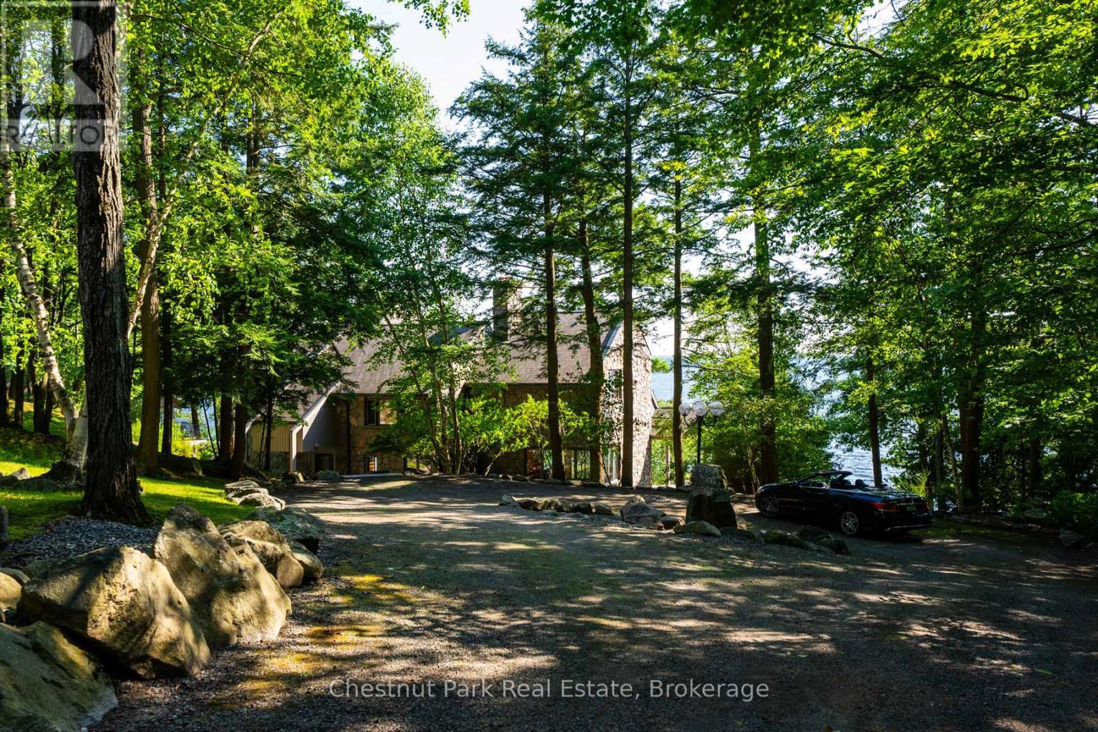 10 Wyldewood Road, Muskoka Lakes (Monck (Muskoka Lakes)), ON - Outdoor