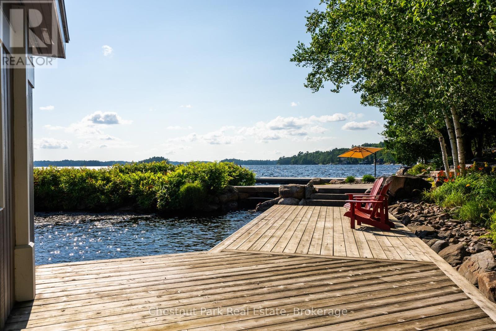10 Wyldewood Road, Muskoka Lakes (Monck (Muskoka Lakes)), ON - Outdoor With Body Of Water With View