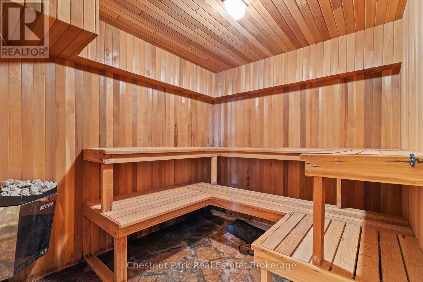 10 Wyldewood Road, Muskoka Lakes (Monck (Muskoka Lakes)), ON - Indoor Photo Showing Other Room