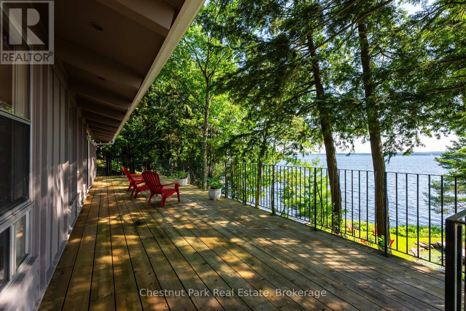 10 Wyldewood Road, Muskoka Lakes (Monck (Muskoka Lakes)), ON - Outdoor With Body Of Water With Deck Patio Veranda