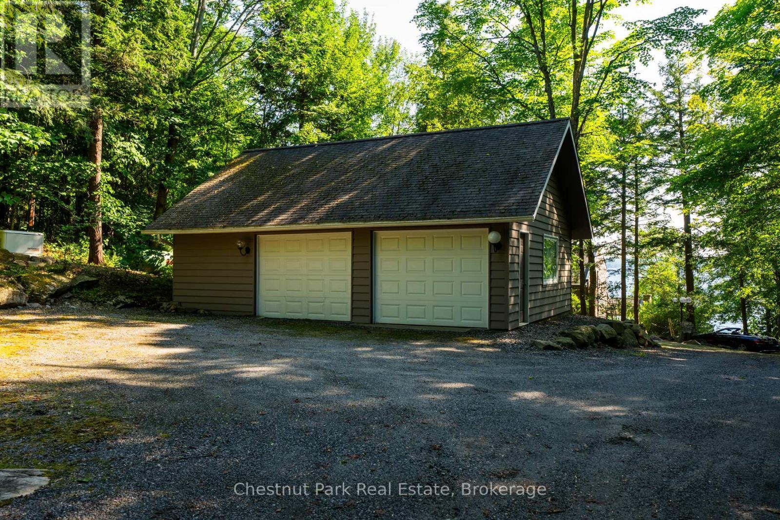 10 Wyldewood Road, Muskoka Lakes (Monck (Muskoka Lakes)), ON - Outdoor