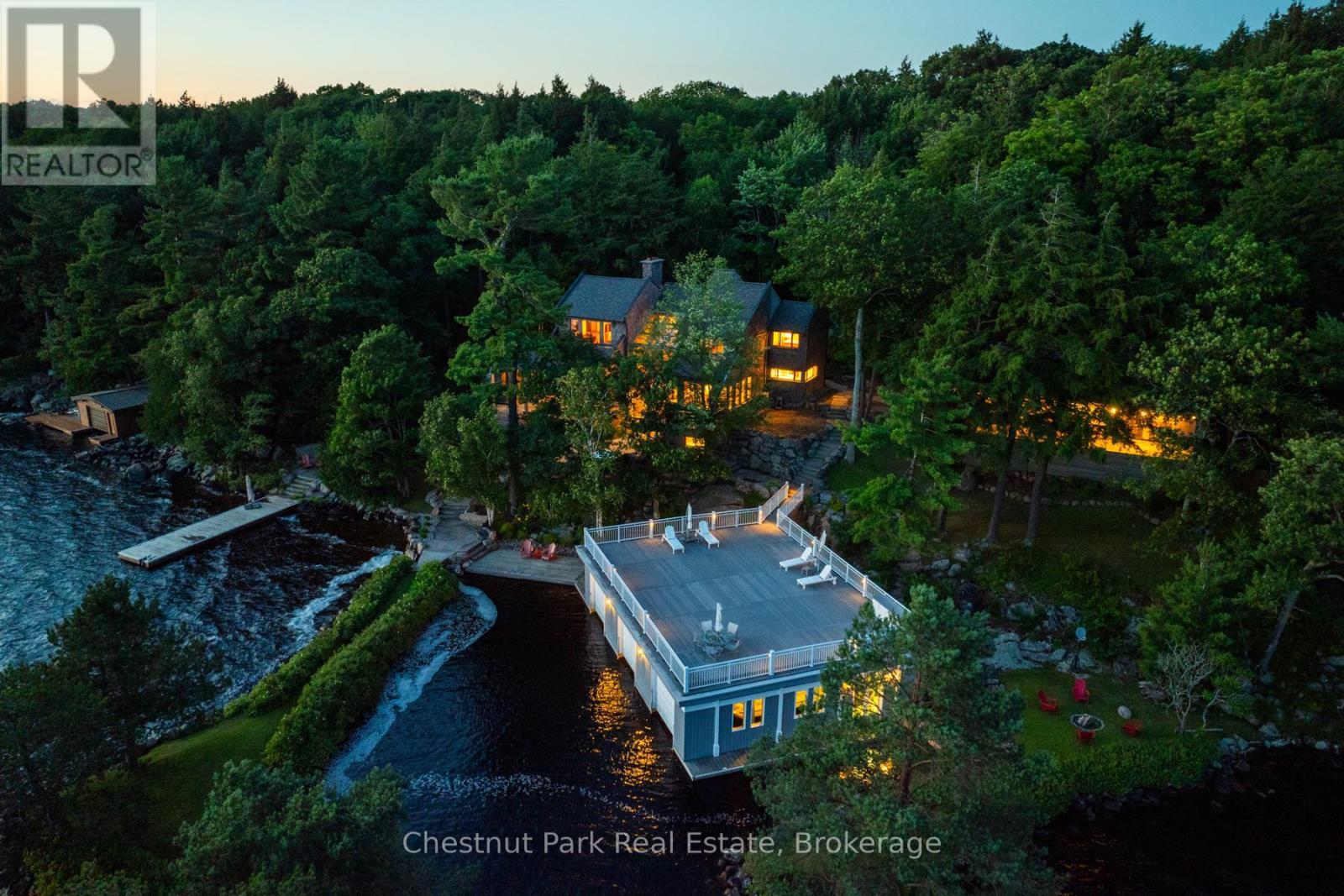 10 Wyldewood Road, Muskoka Lakes (Monck (Muskoka Lakes)), ON - Outdoor