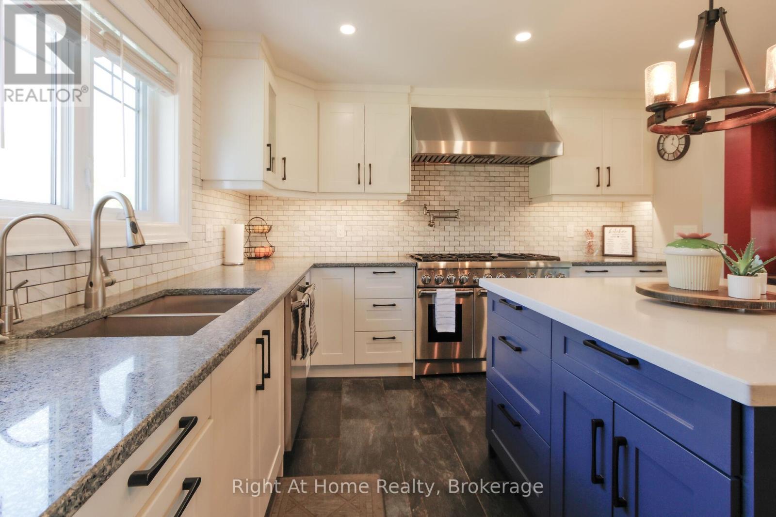 367 Golf Club Road, Hamilton, ON