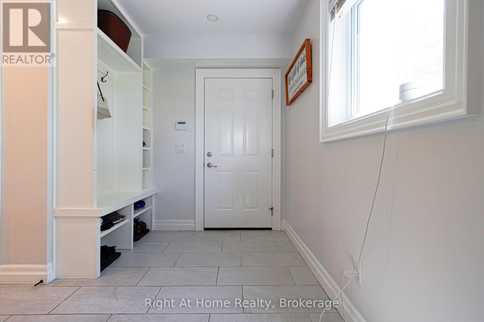 367 Golf Club Road, Hamilton, ON