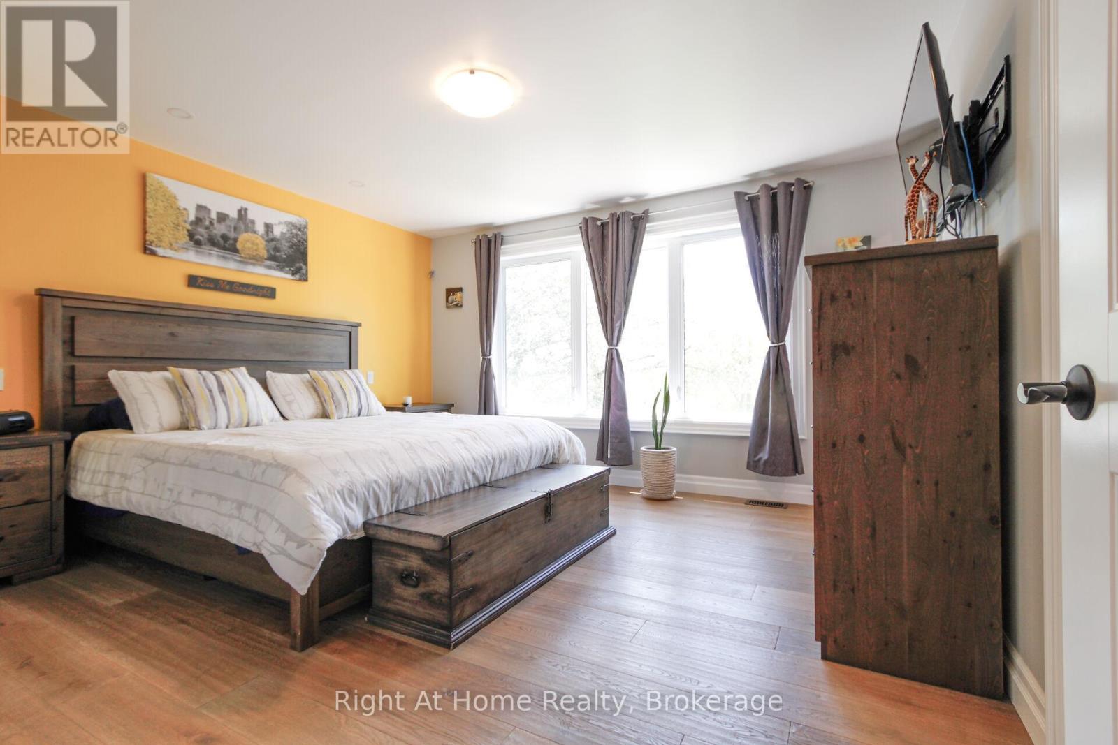 367 Golf Club Road, Hamilton, ON