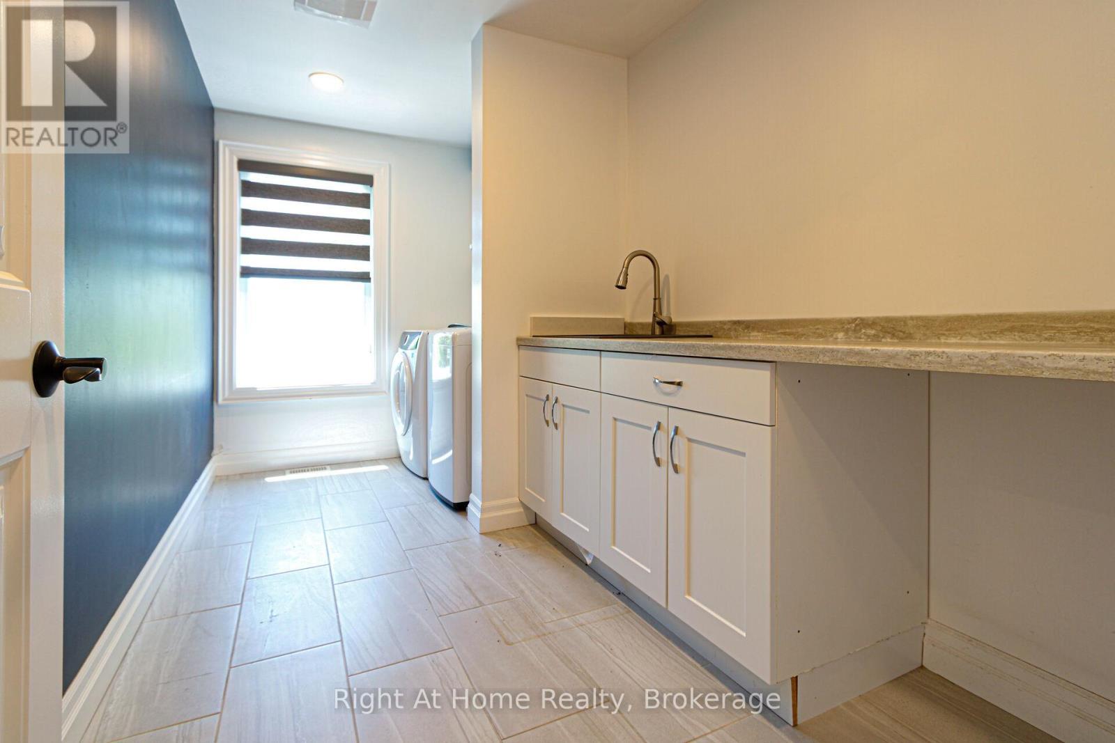 367 Golf Club Road, Hamilton, ON