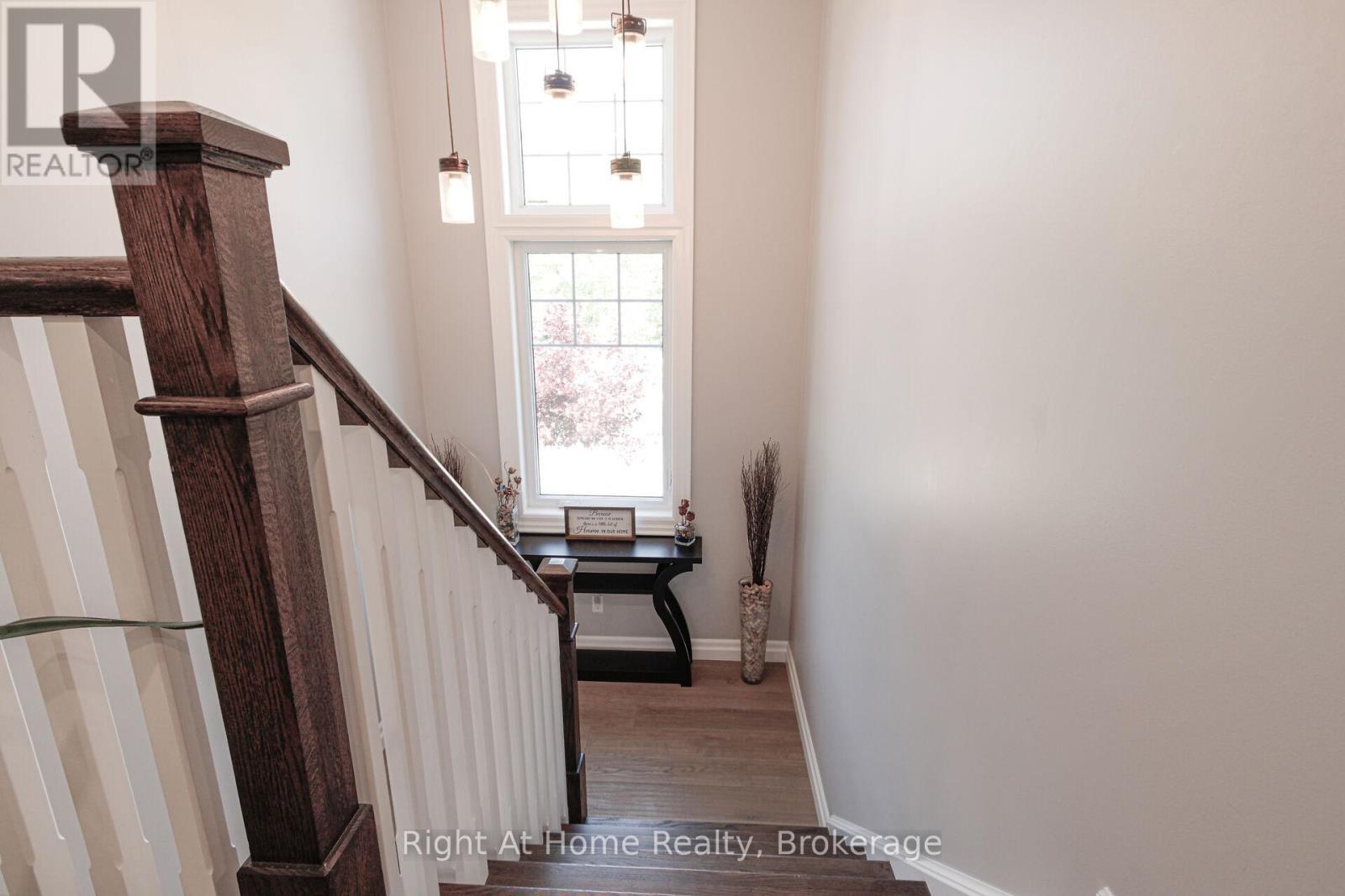 367 Golf Club Road, Hamilton, ON
