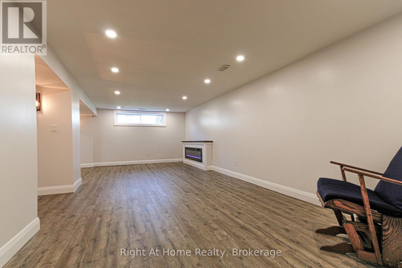 367 Golf Club Road, Hamilton, ON