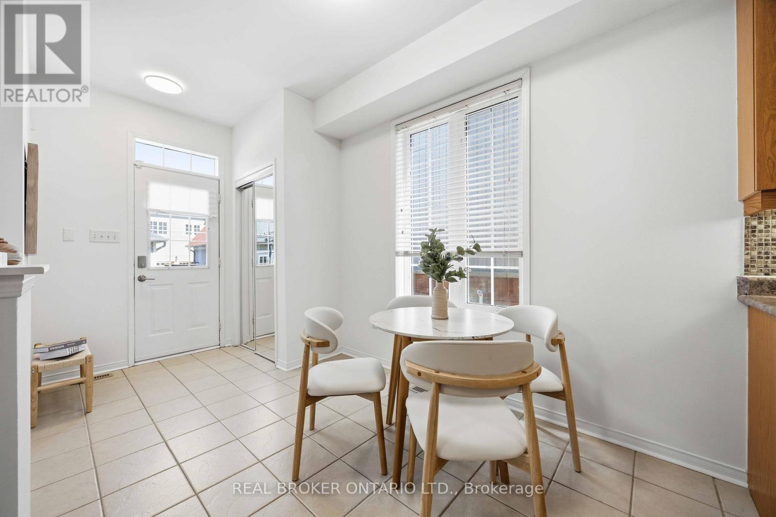 3 Evaridge Drive, Markham, ON - Indoor Photo Showing Dining Room
