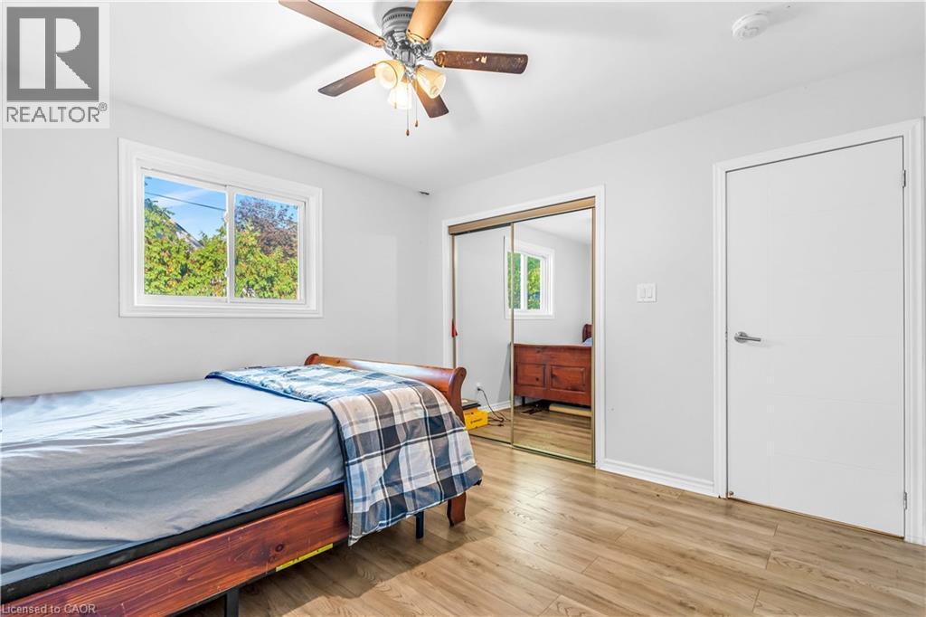 41 Alma Street N, Guelph, ON - Indoor Photo Showing Bedroom