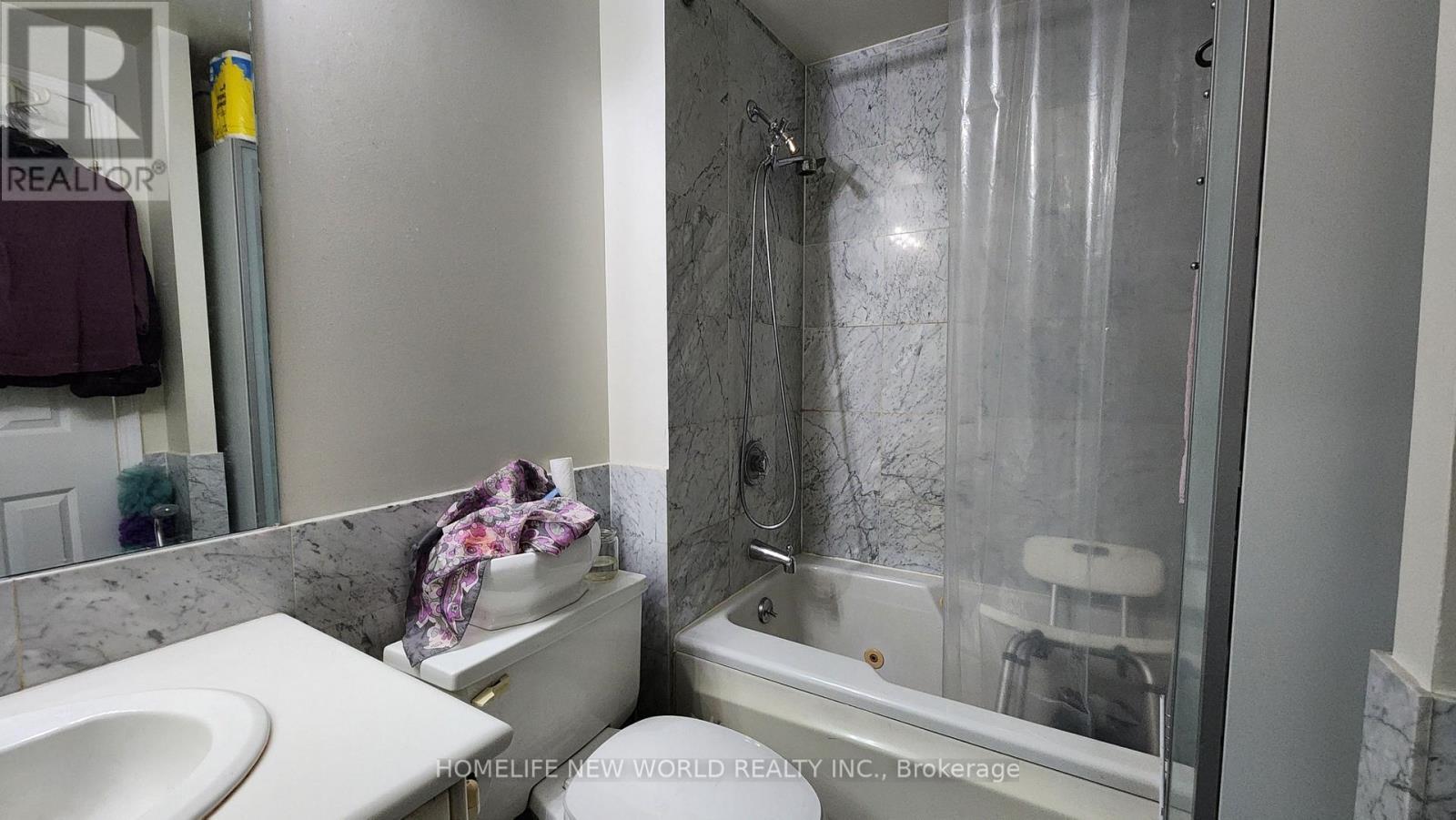 Ph-F - 7 Broadway Avenue, Toronto, ON - Indoor Photo Showing Bathroom