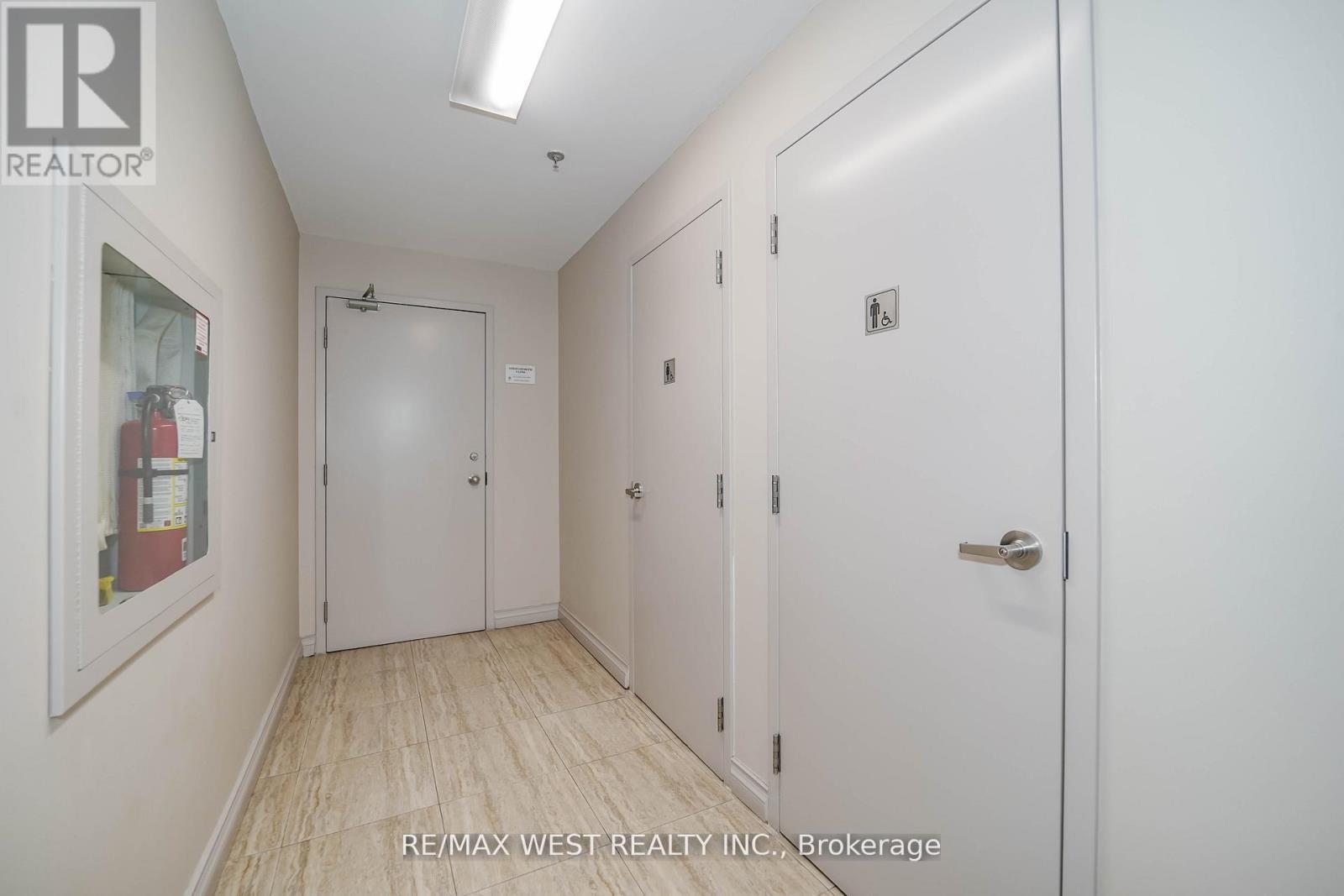 C1 & C3 - 800 Sheppard Avenue W, Toronto, ON