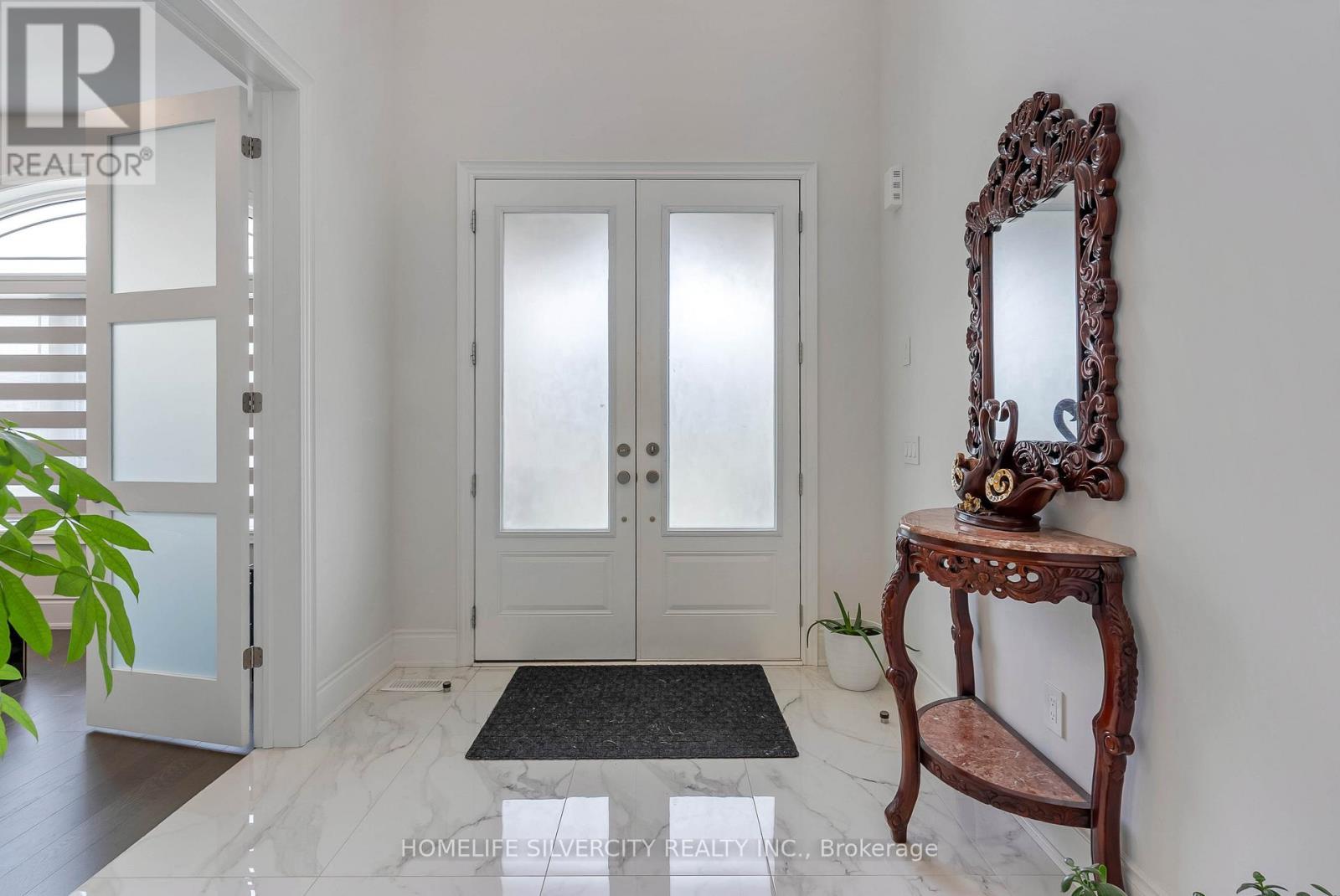 71 Raspberry Rdg Avenue, Caledon, ON - Indoor Photo Showing Other Room