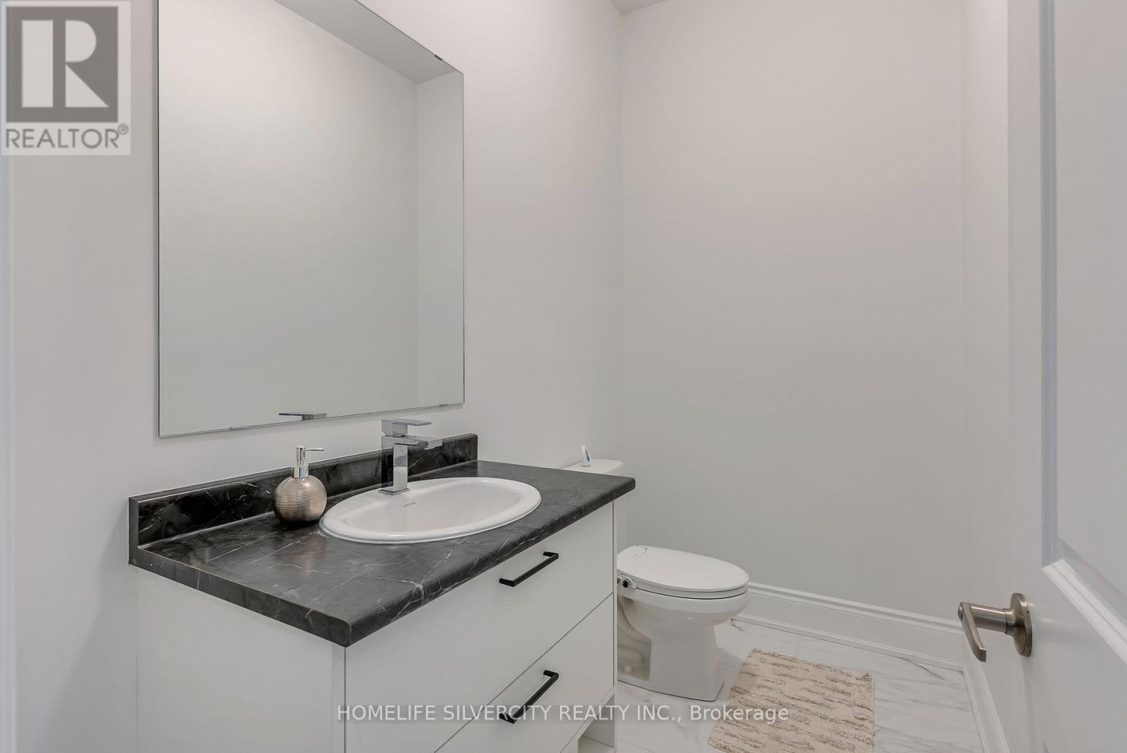 71 Raspberry Rdg Avenue, Caledon, ON - Indoor Photo Showing Bathroom