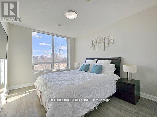 215 - 15 Water Walk Drive, Markham, ON - Indoor Photo Showing Bedroom