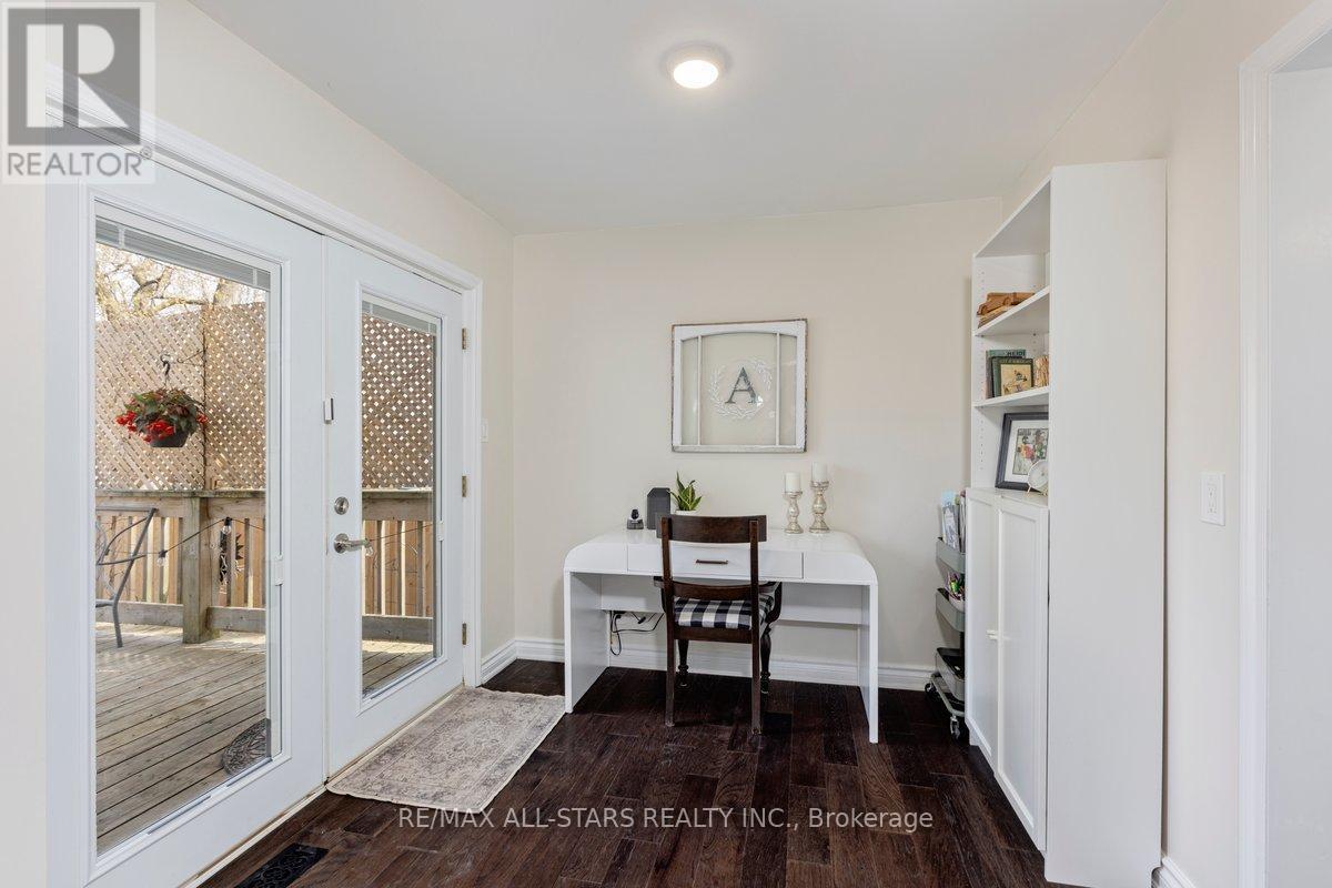 420 Centre Street, Brock, ON - Indoor Photo Showing Other Room