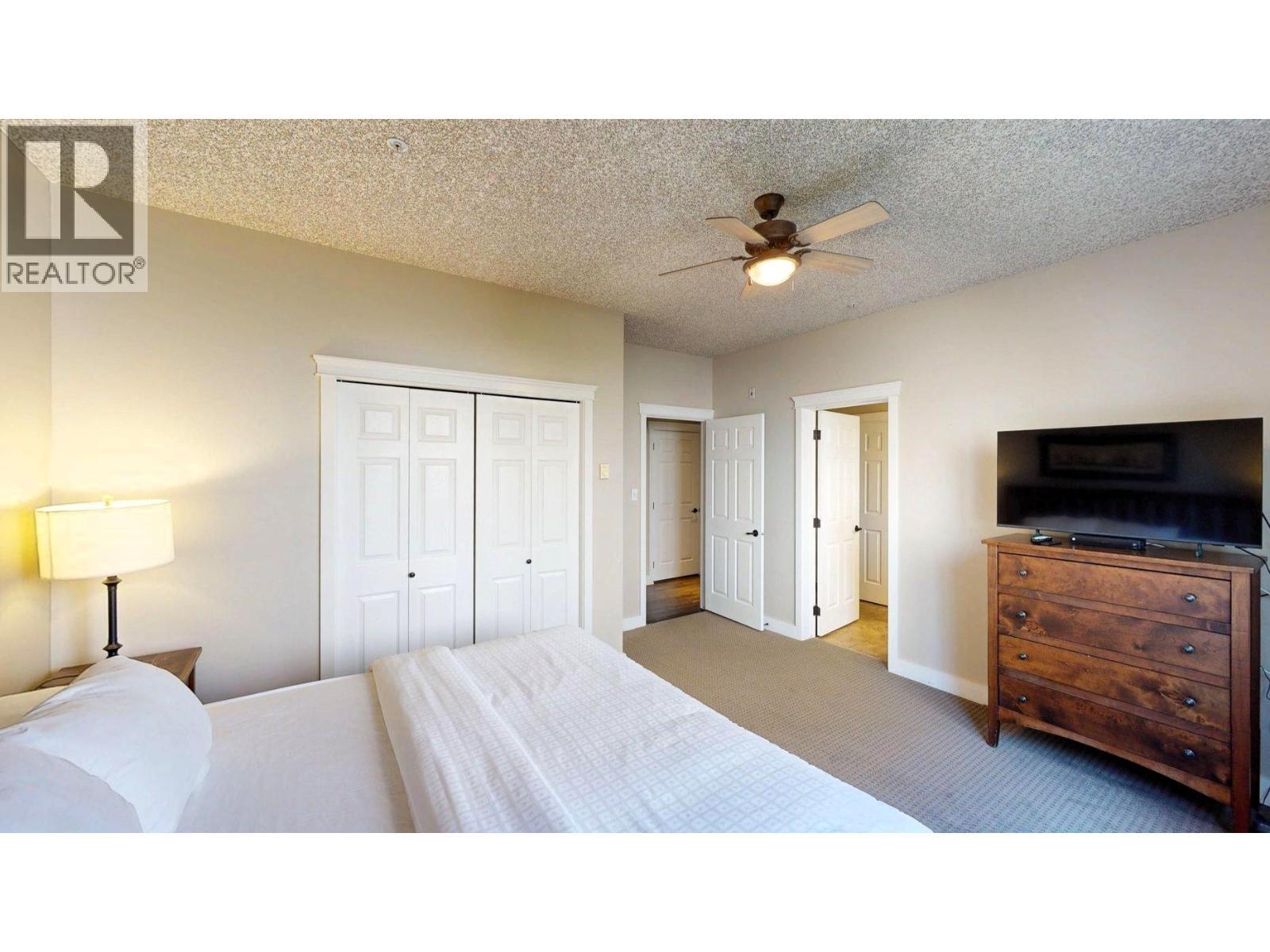 400 Bighorn Boulevard Unit# 416 K1, Radium Hot Springs, BC - Indoor Photo Showing Bedroom