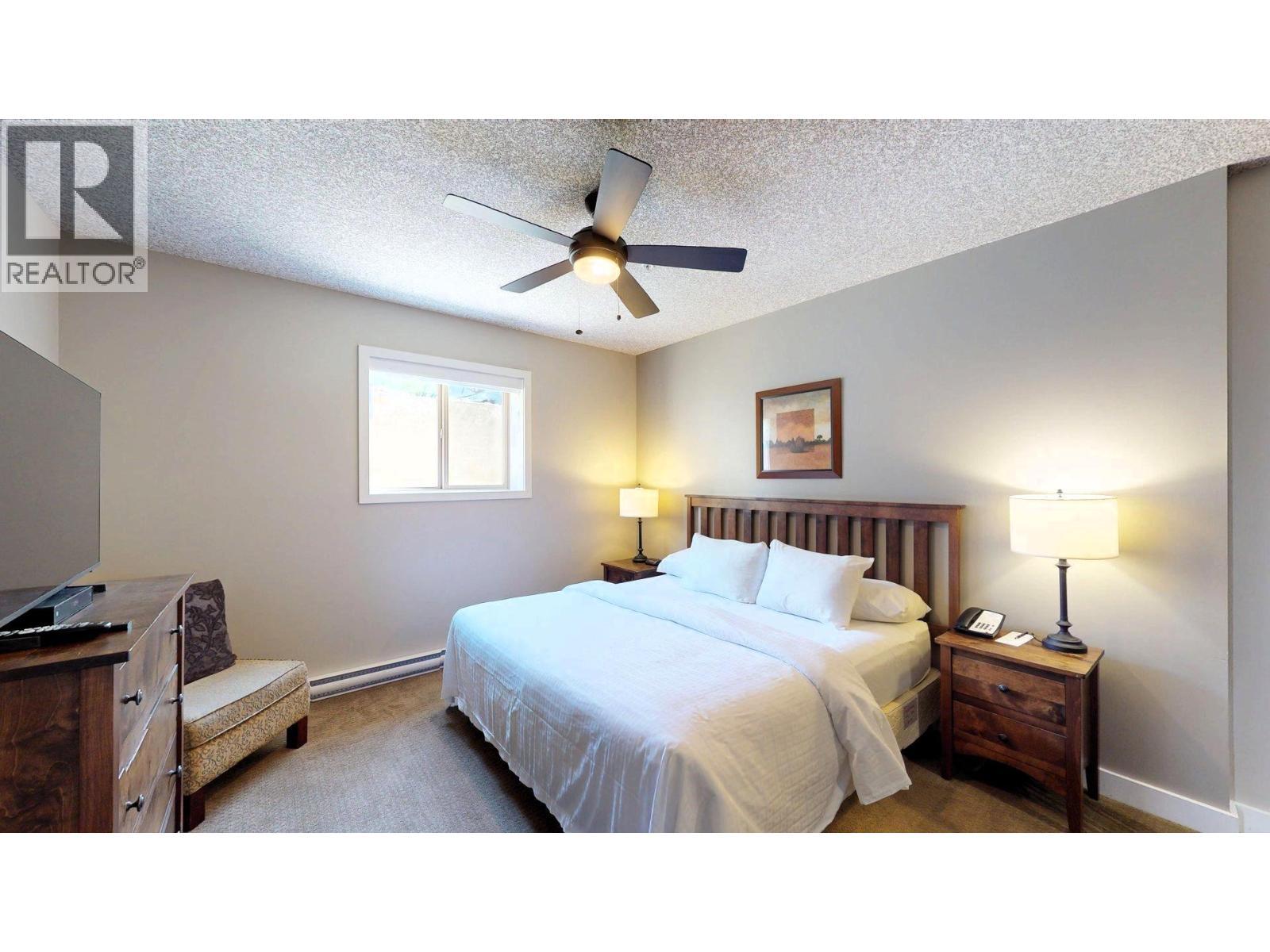 400 Bighorn Boulevard Unit# 416 K1, Radium Hot Springs, BC - Indoor Photo Showing Bedroom