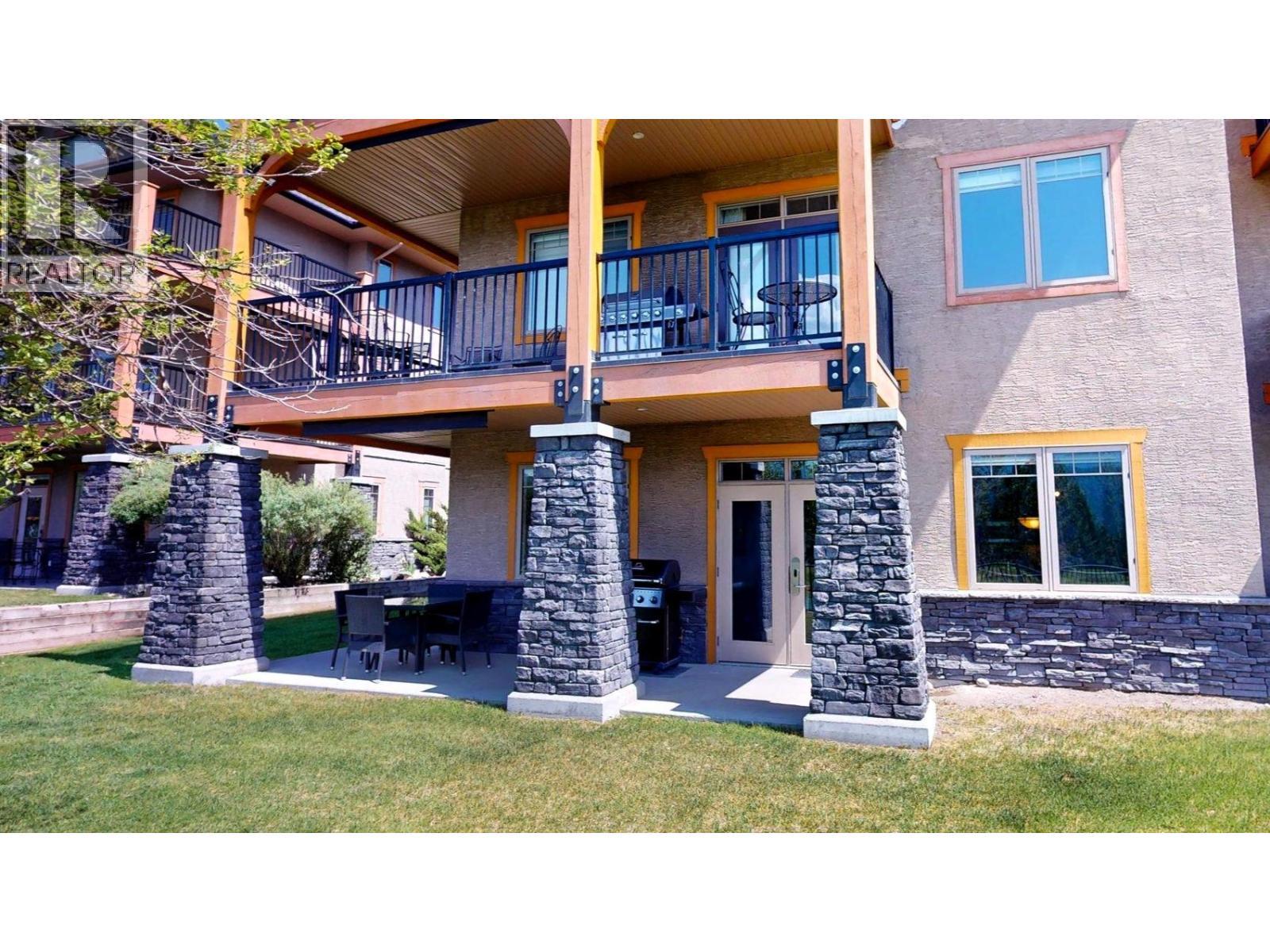 400 Bighorn Boulevard Unit# 416 K1, Radium Hot Springs, BC - Outdoor