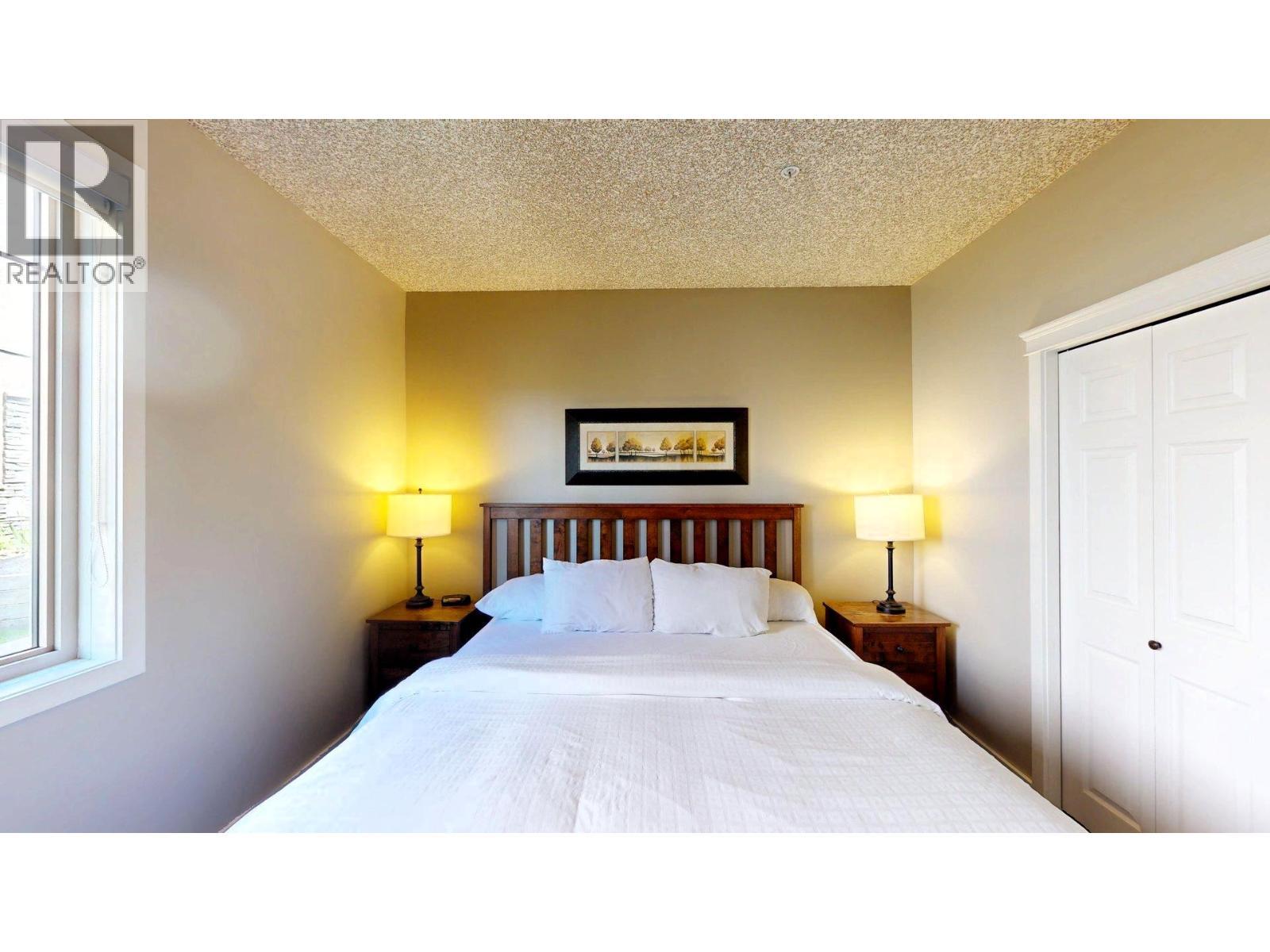 400 Bighorn Boulevard Unit# 416 K1, Radium Hot Springs, BC - Indoor Photo Showing Bedroom