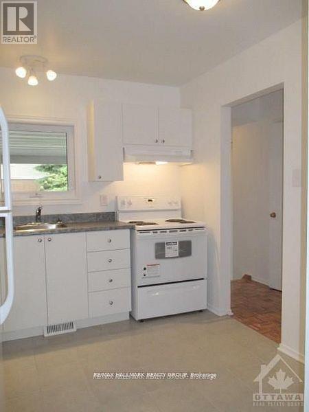 - - 84 Paddington Street, Ottawa, ON - Indoor Photo Showing Kitchen