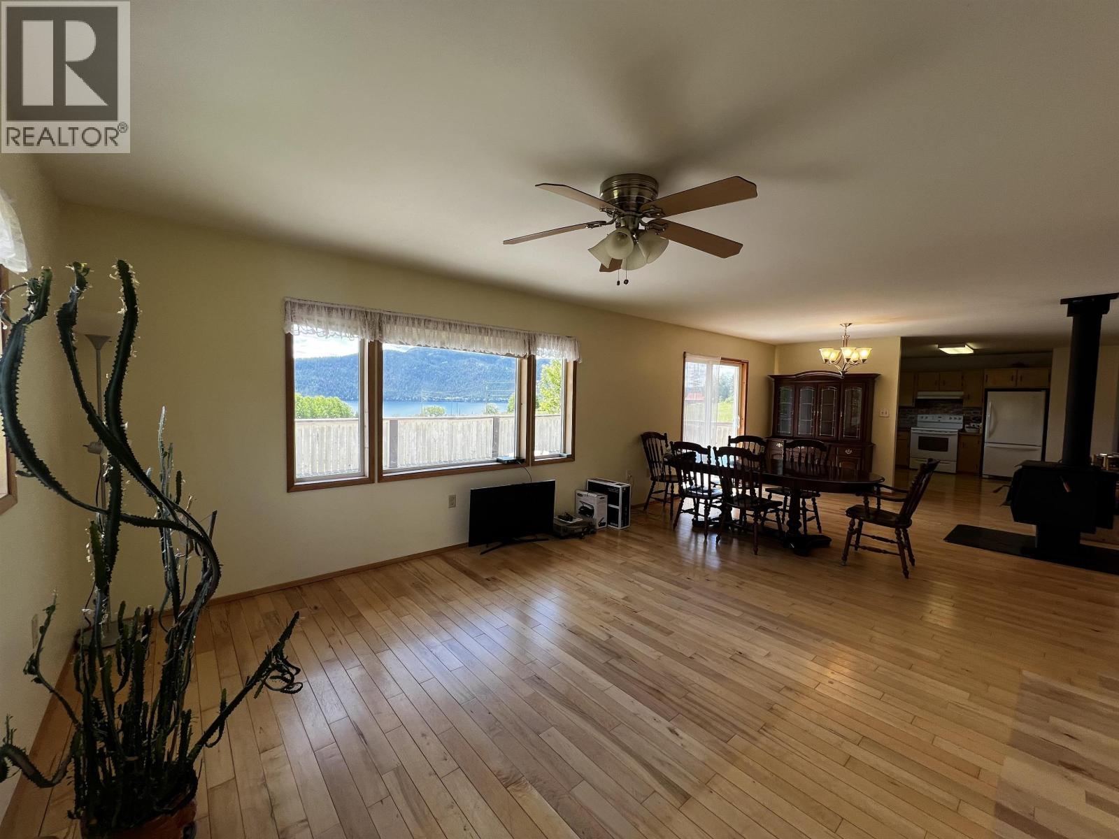 3150 Francois Lake Road, Fraser Lake, BC - Indoor