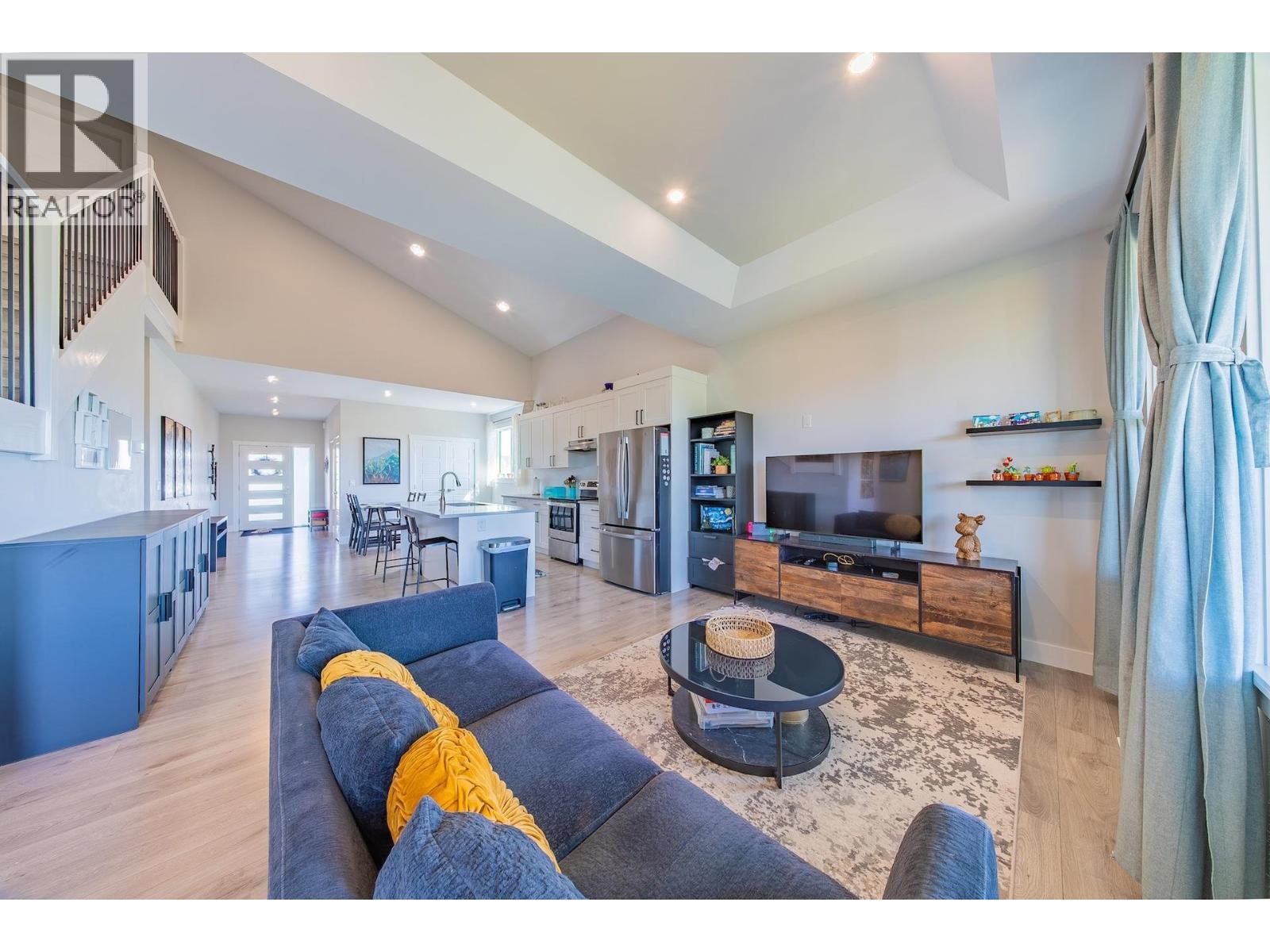 11203 112 Avenue, Fort St. John, BC - Indoor