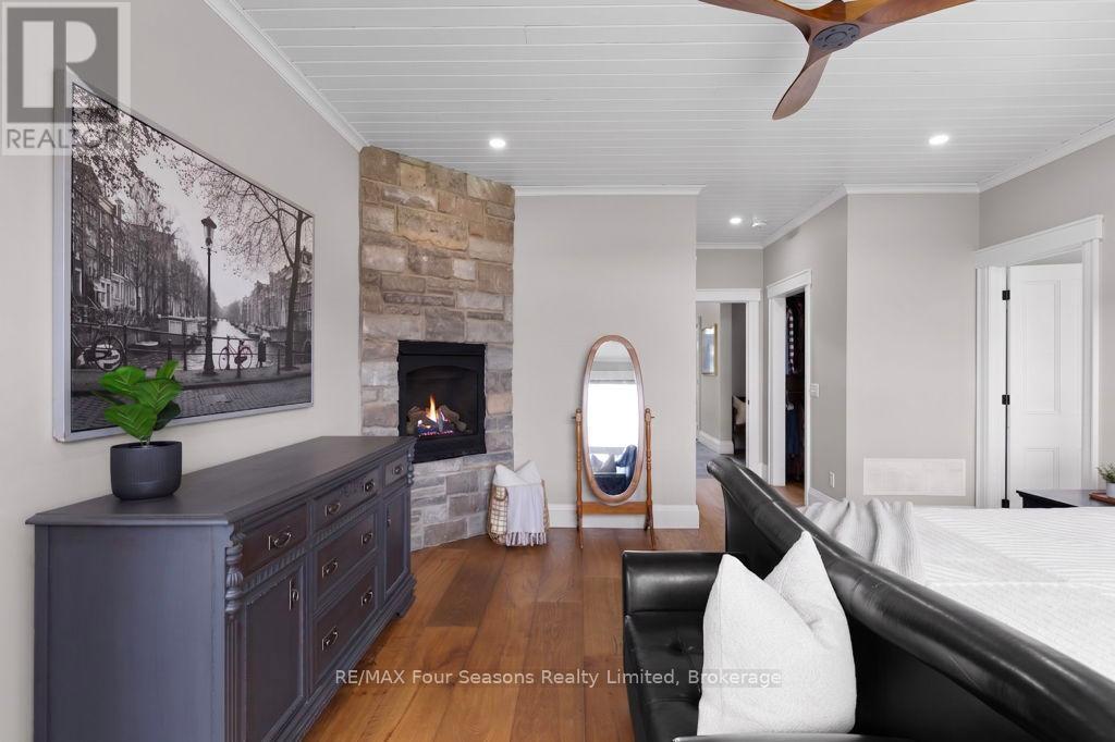 8672 County Rd 91 Road, Clearview, ON - Indoor With Fireplace
