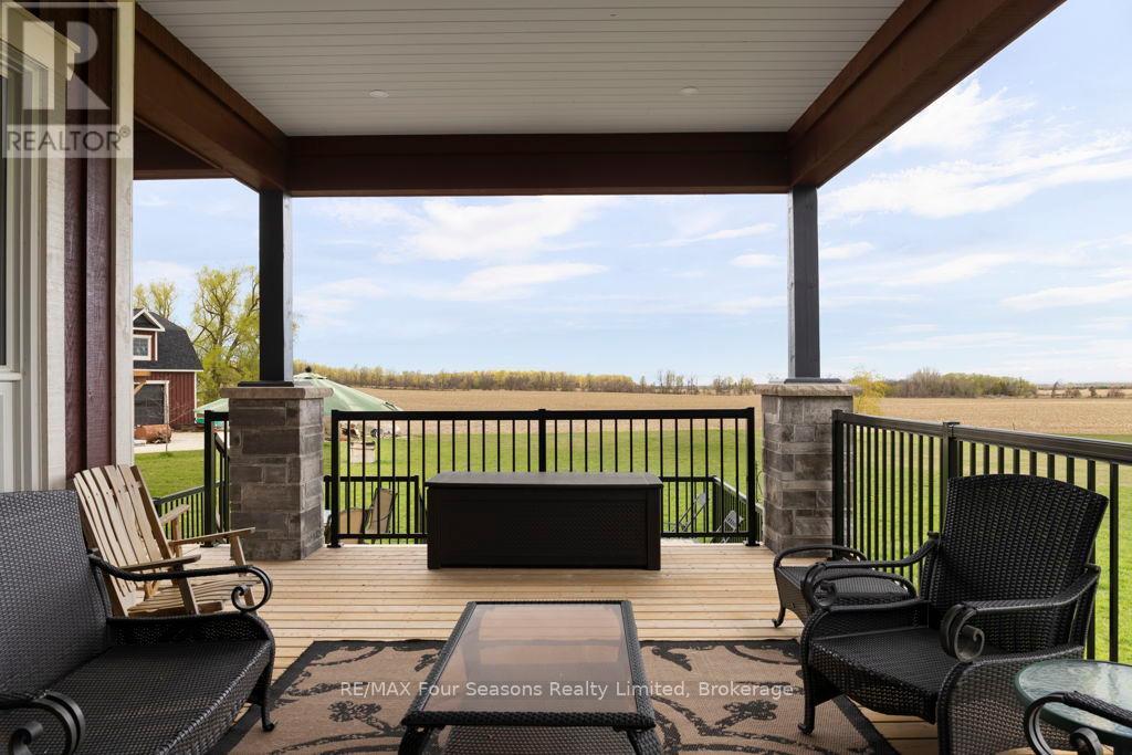 8672 County Rd 91 Road, Clearview, ON - Outdoor With Deck Patio Veranda With Exterior