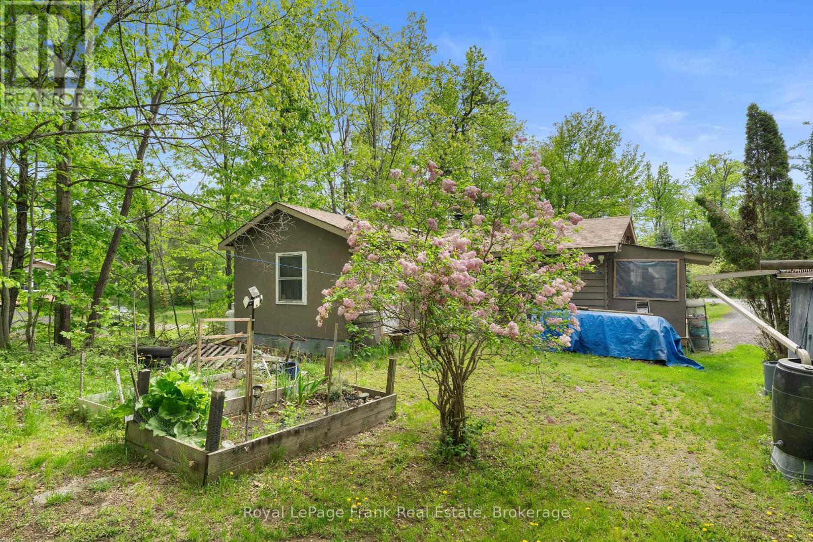 454 Kennedy Drive, Trent Lakes, ON - Outdoor
