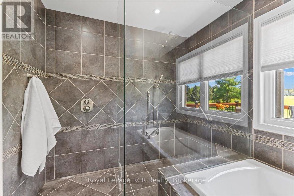 Large Curbless Shower - 108 Marshall Heights Road, West Grey, ON - Indoor Photo Showing Bathroom