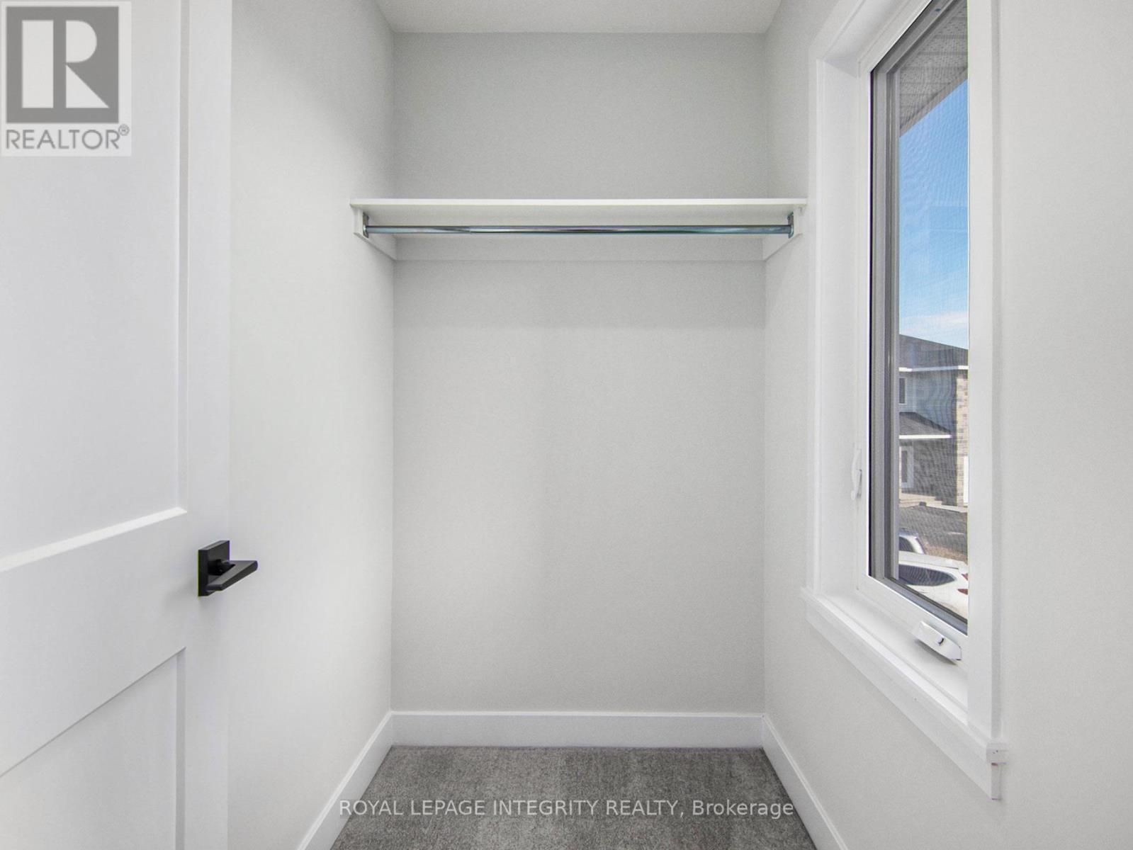 6 Morrall Court, Arnprior, ON - Indoor Photo Showing Other Room