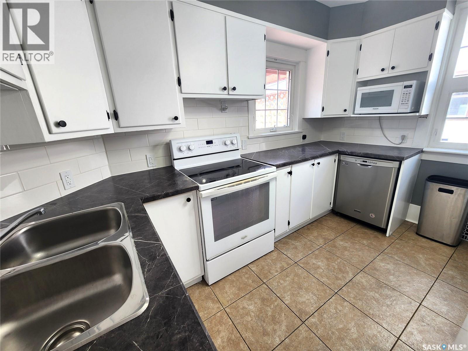 1418 2Nd Street, Estevan, SK