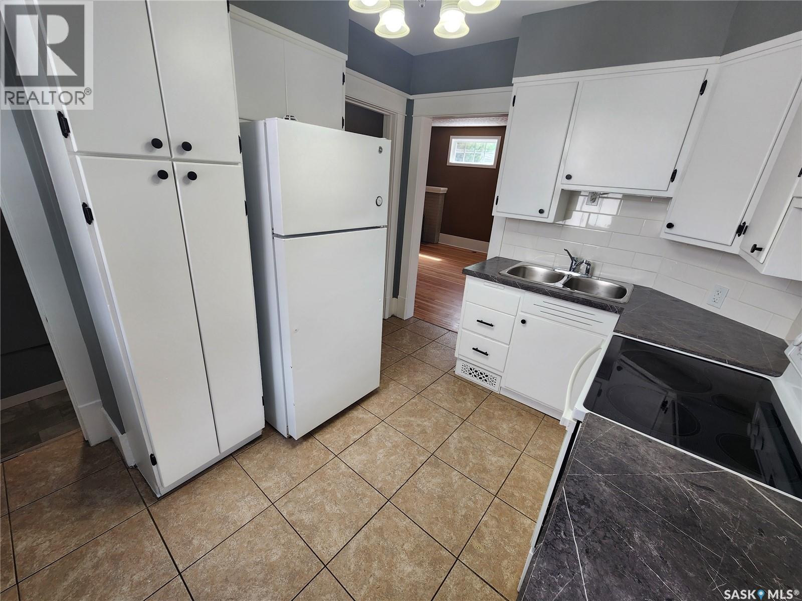 1418 2Nd Street, Estevan, SK