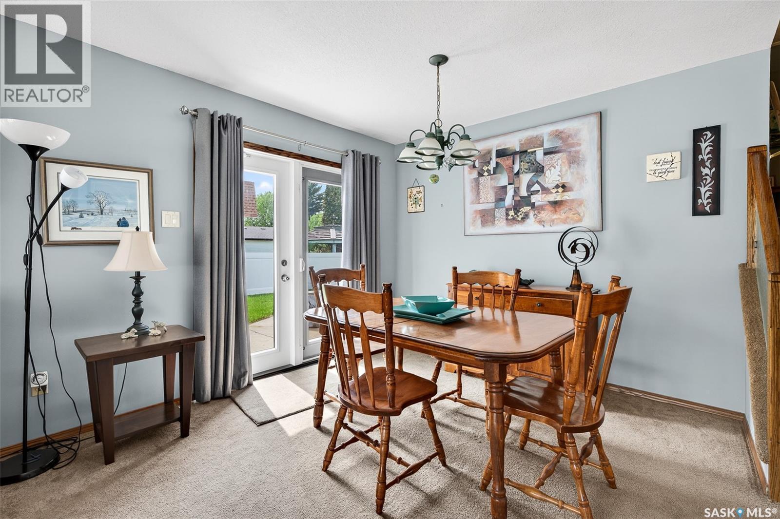 1381 Prince Crescent, Moose Jaw, SK - Indoor Photo Showing Dining Room