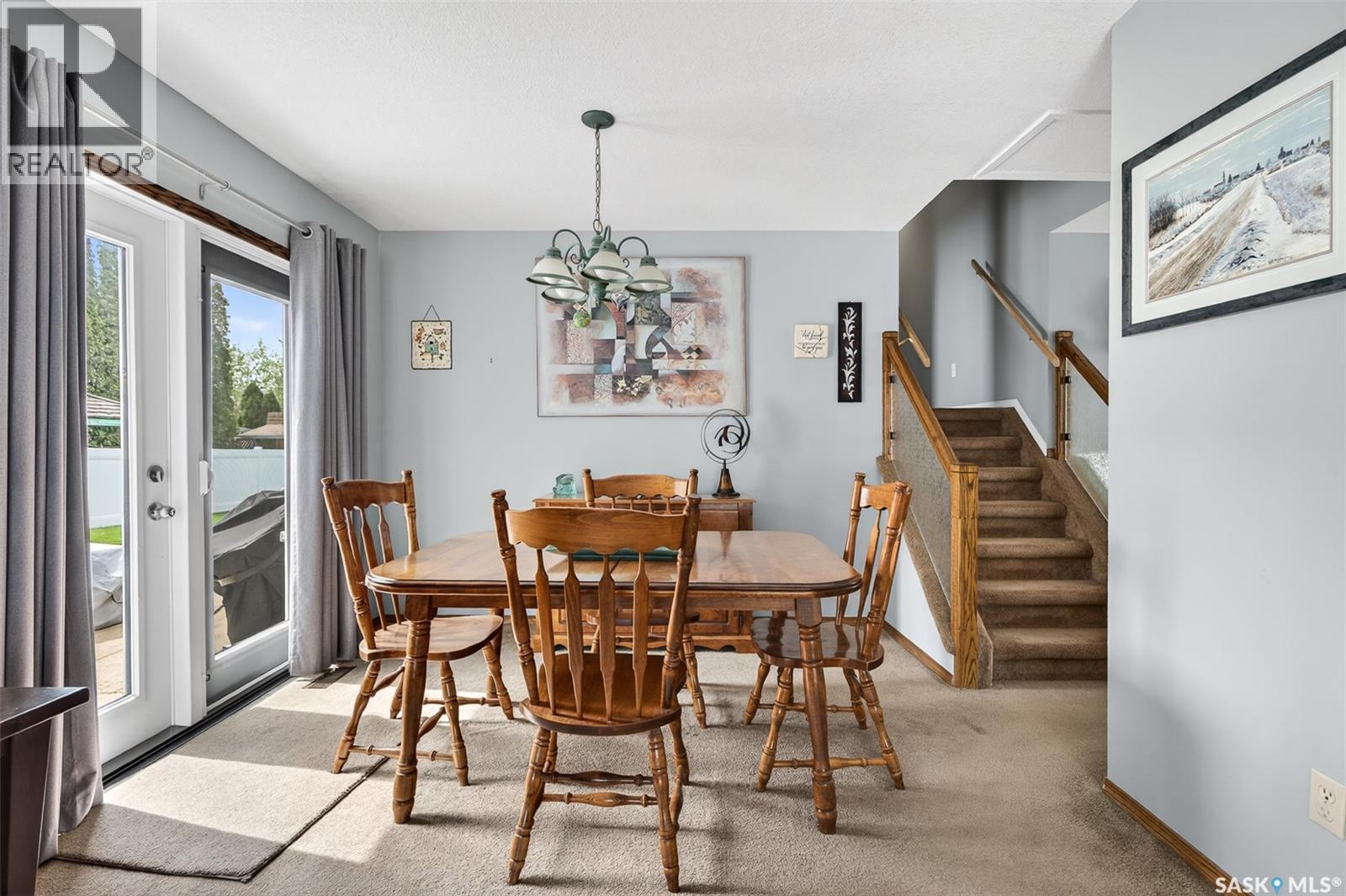 1381 Prince Crescent, Moose Jaw, SK - Indoor Photo Showing Dining Room