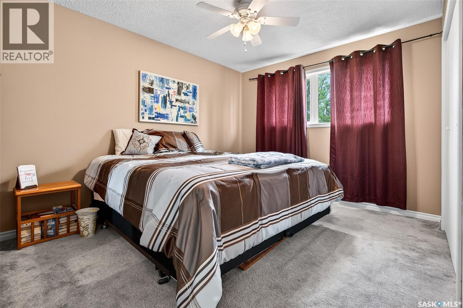 1381 Prince Crescent, Moose Jaw, SK - Indoor Photo Showing Bedroom