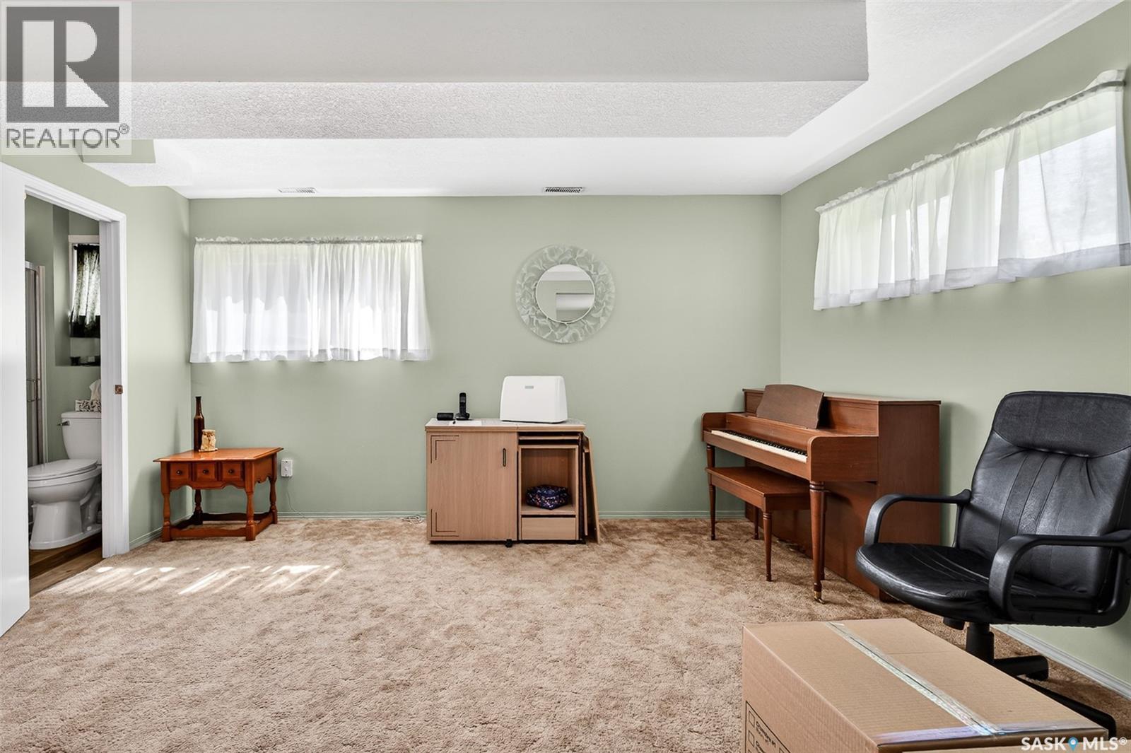 1381 Prince Crescent, Moose Jaw, SK - Indoor