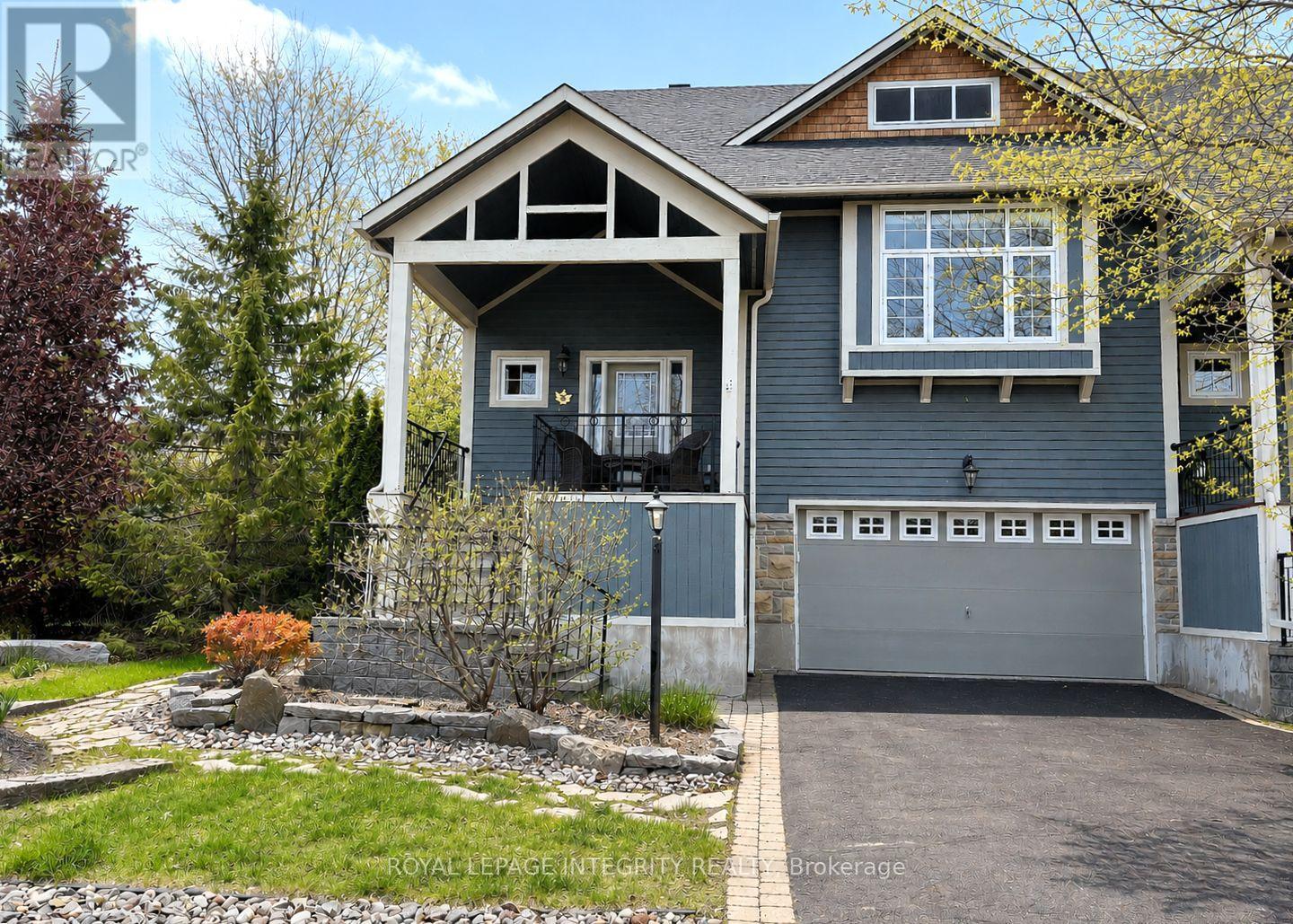 15 Marsh Sparrow Private, Ottawa, ON - Outdoor