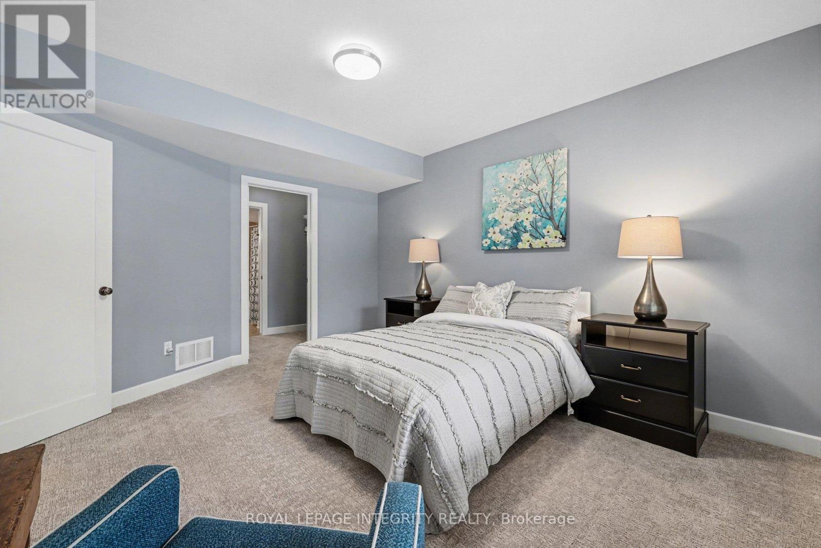 15 Marsh Sparrow Private, Ottawa, ON - Indoor Photo Showing Bedroom