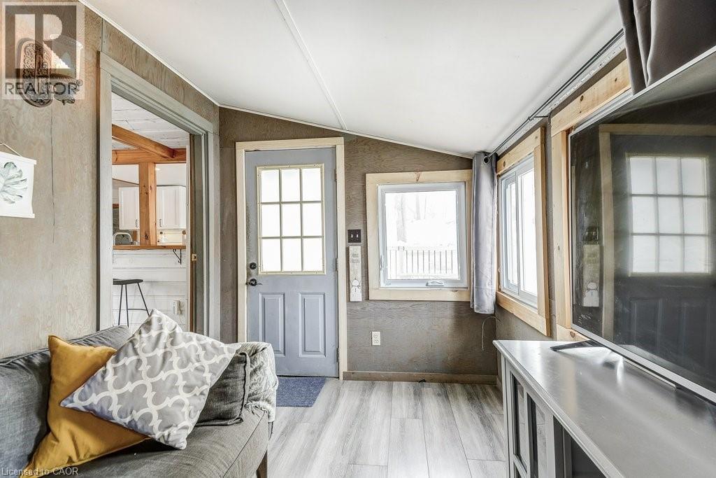 716 Sandy Bay Road, Dunnville, ON - Indoor