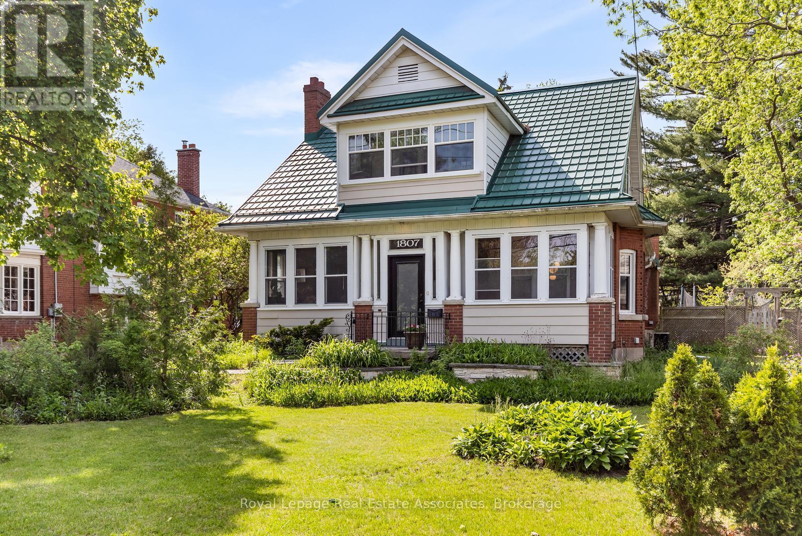 1807 Balsam Avenue, Mississauga, ON