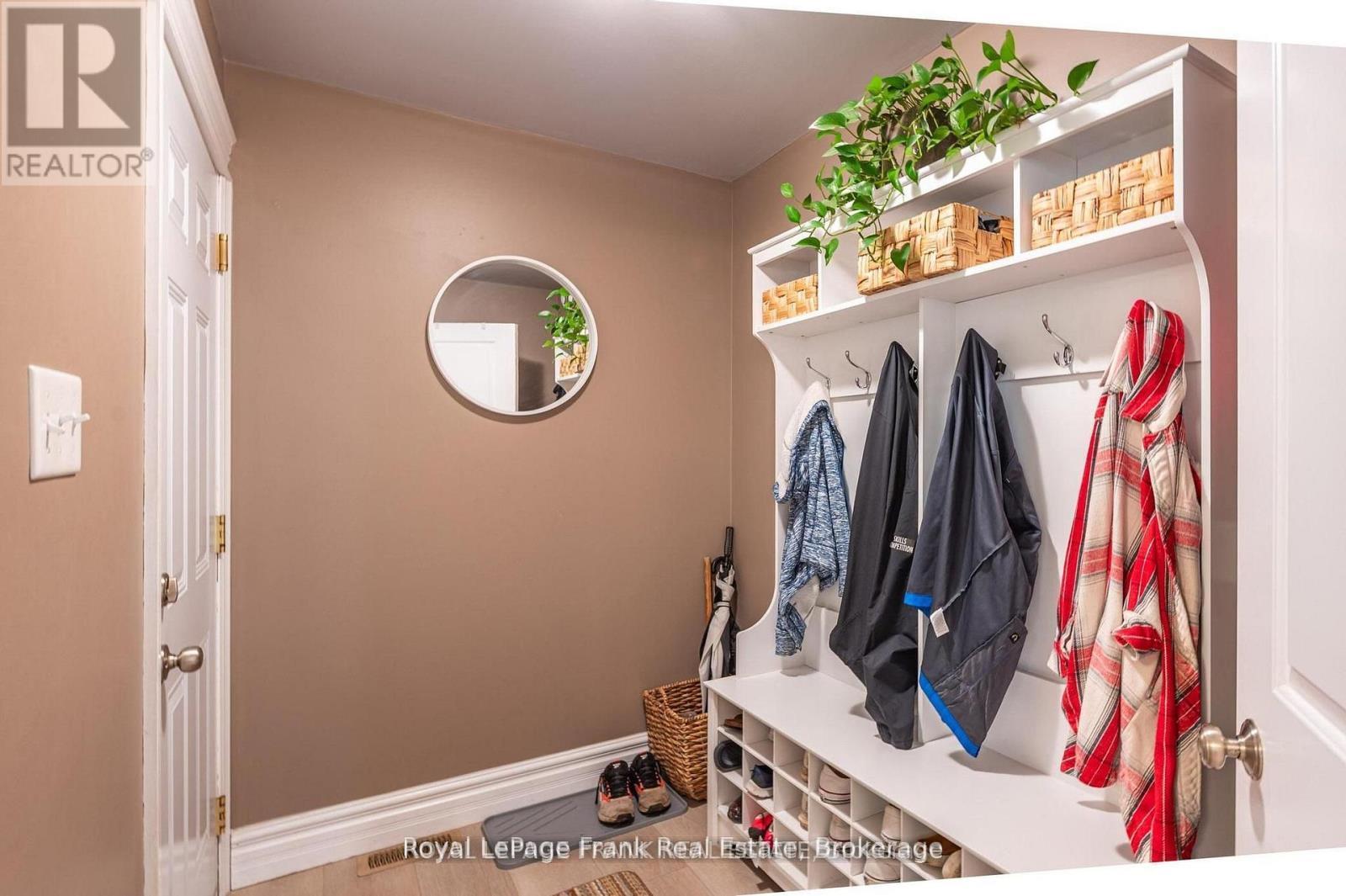 25 Lakeland Avenue, Trent Lakes, ON - Indoor
