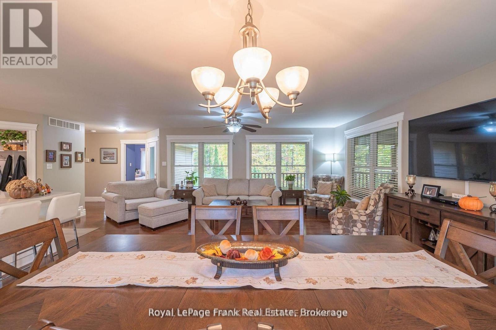 25 Lakeland Avenue, Trent Lakes, ON - Indoor