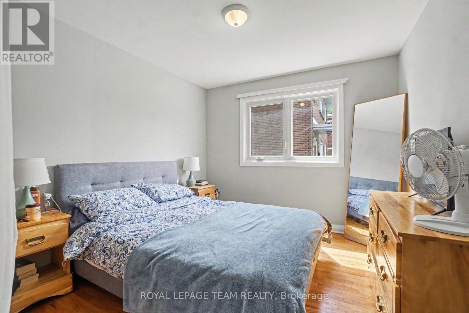 707 Edison Avenue, Ottawa, ON - Indoor Photo Showing Bedroom