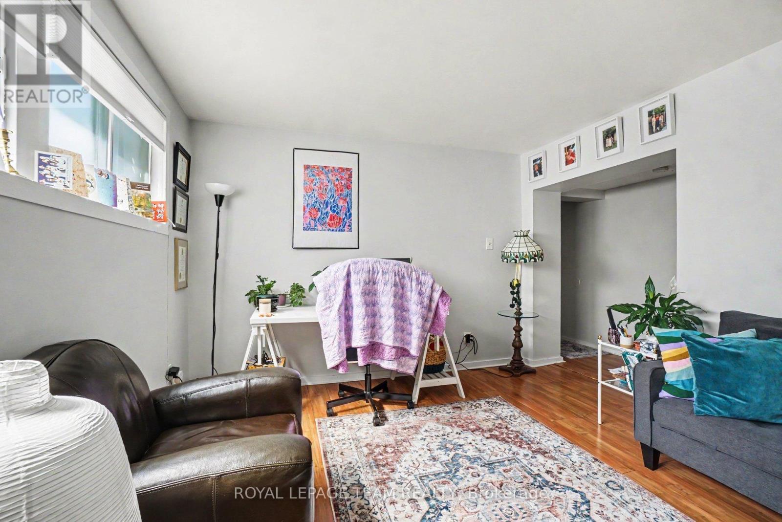 707 Edison Avenue, Ottawa, ON - Indoor
