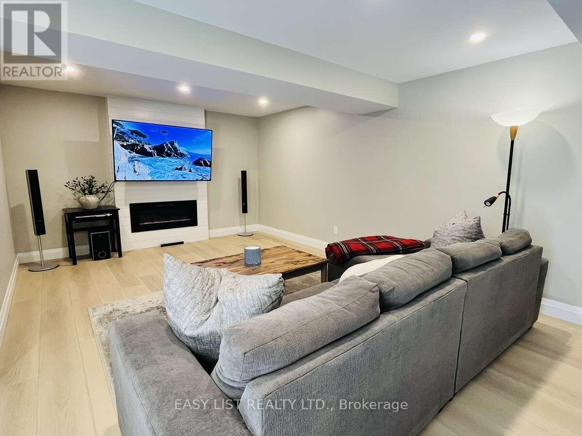 25350 C Highway 62, Bancroft, ON - Indoor
